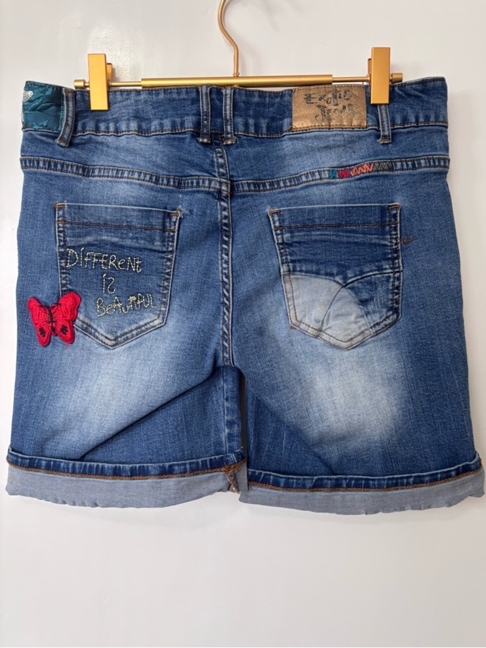 Desigual| Embroidered/Floral Trim/Patched Button Waist Denim Jean Shorts Sz 30